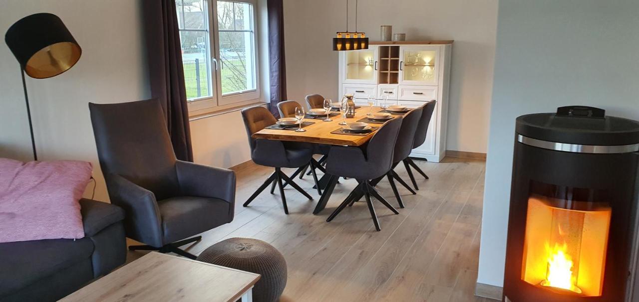 Ferienhaus Meerblick Пелворм Екстериор снимка