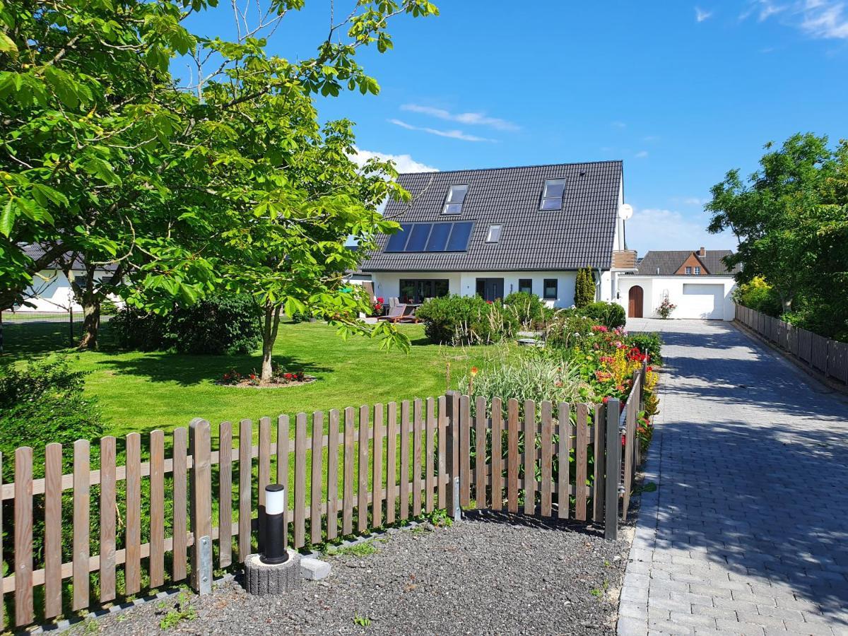 Ferienhaus Meerblick Пелворм Екстериор снимка